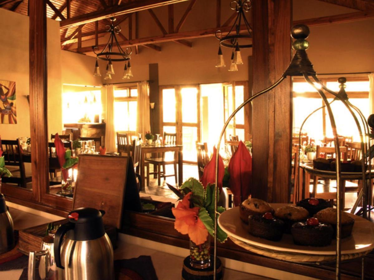 Ahadi Lodge Аруша Екстер'єр фото